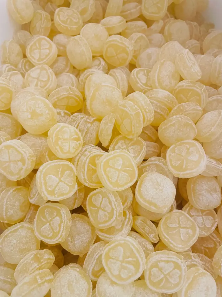 [LUCKY-1KG-MIEL] Zak 1kg Lucky Honing - Klavertjes
